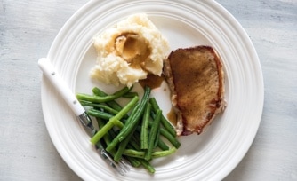Apple-Cider Pork Chops with Mashed Potatoes and Green Beans